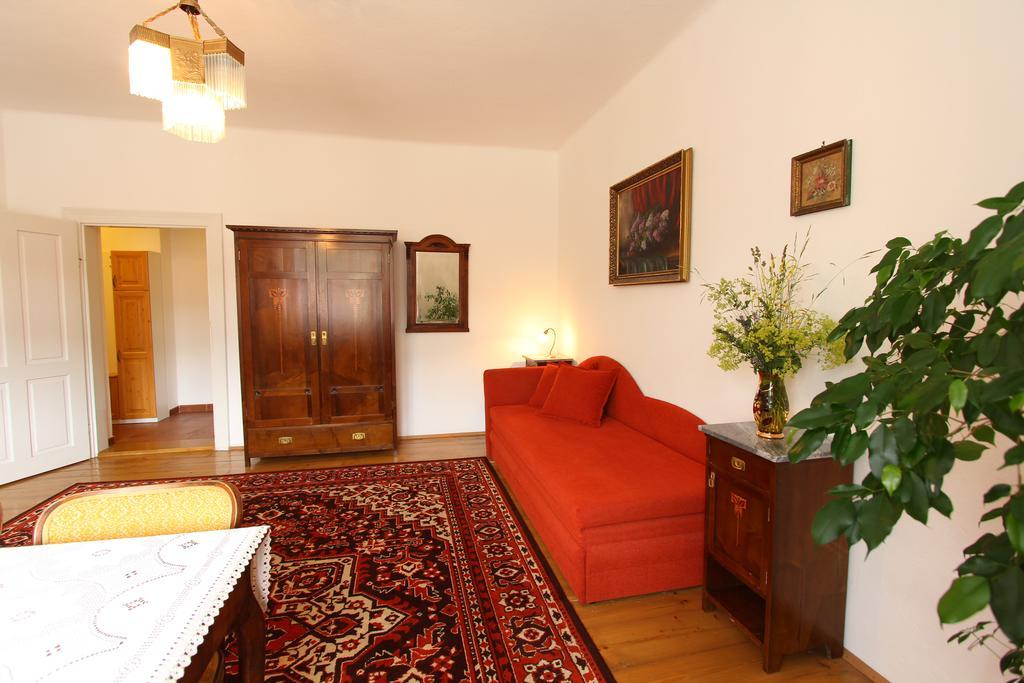 Penzion Jelen Vranov Nad Dyji Room photo